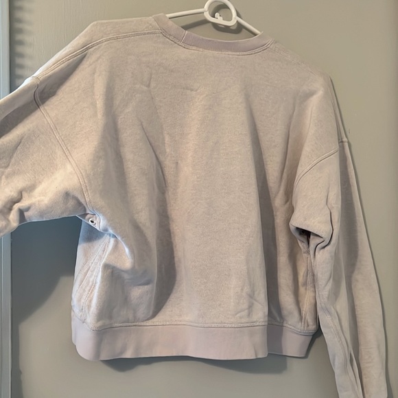 Cropped Nike Crew Neck - Picture 2 of 3